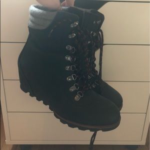 Maurices snow boot wedges